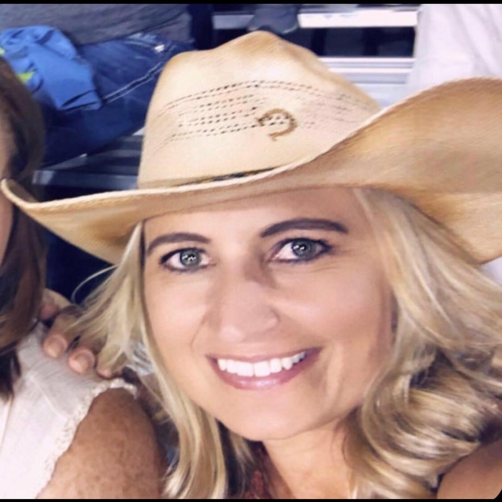 Meet your Posher, Rikki